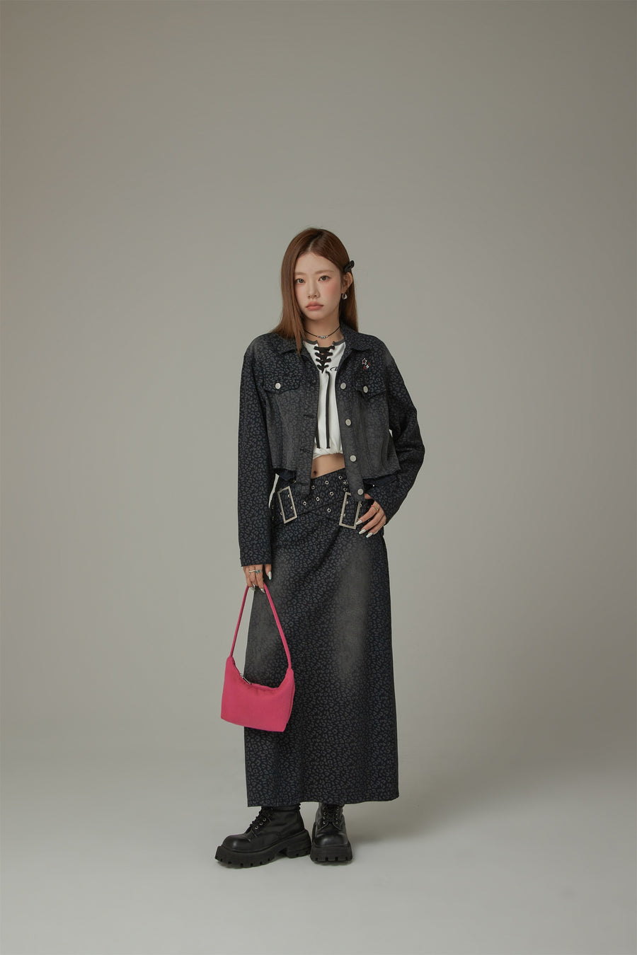 CHUU Star Logo Leopard Denim Jacket