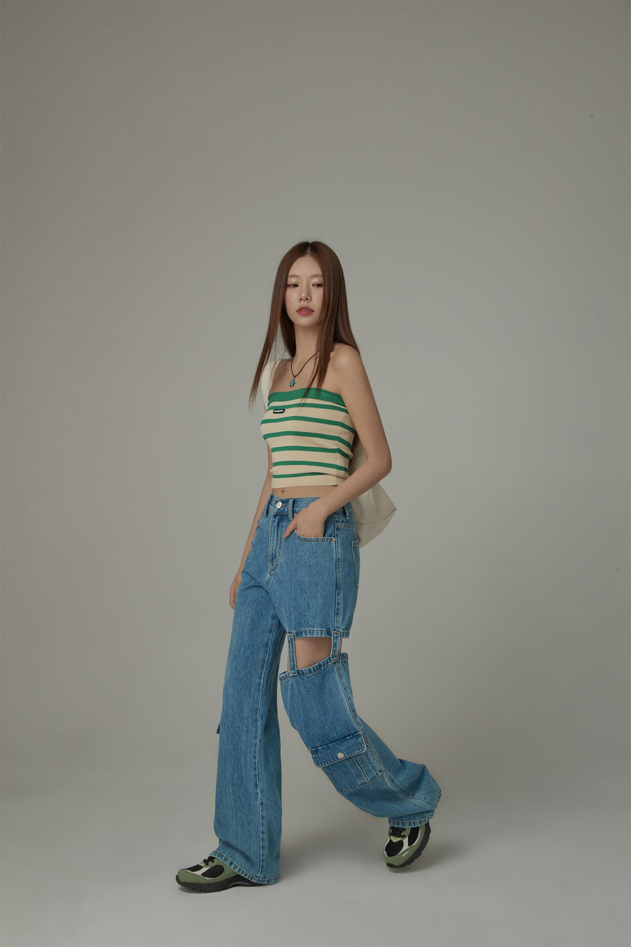 CHUU Straight High Waisted Leg Cutout Denim Jeans