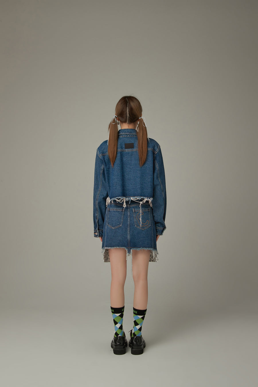 CHUU Raw Hem Denim Crop Jacket