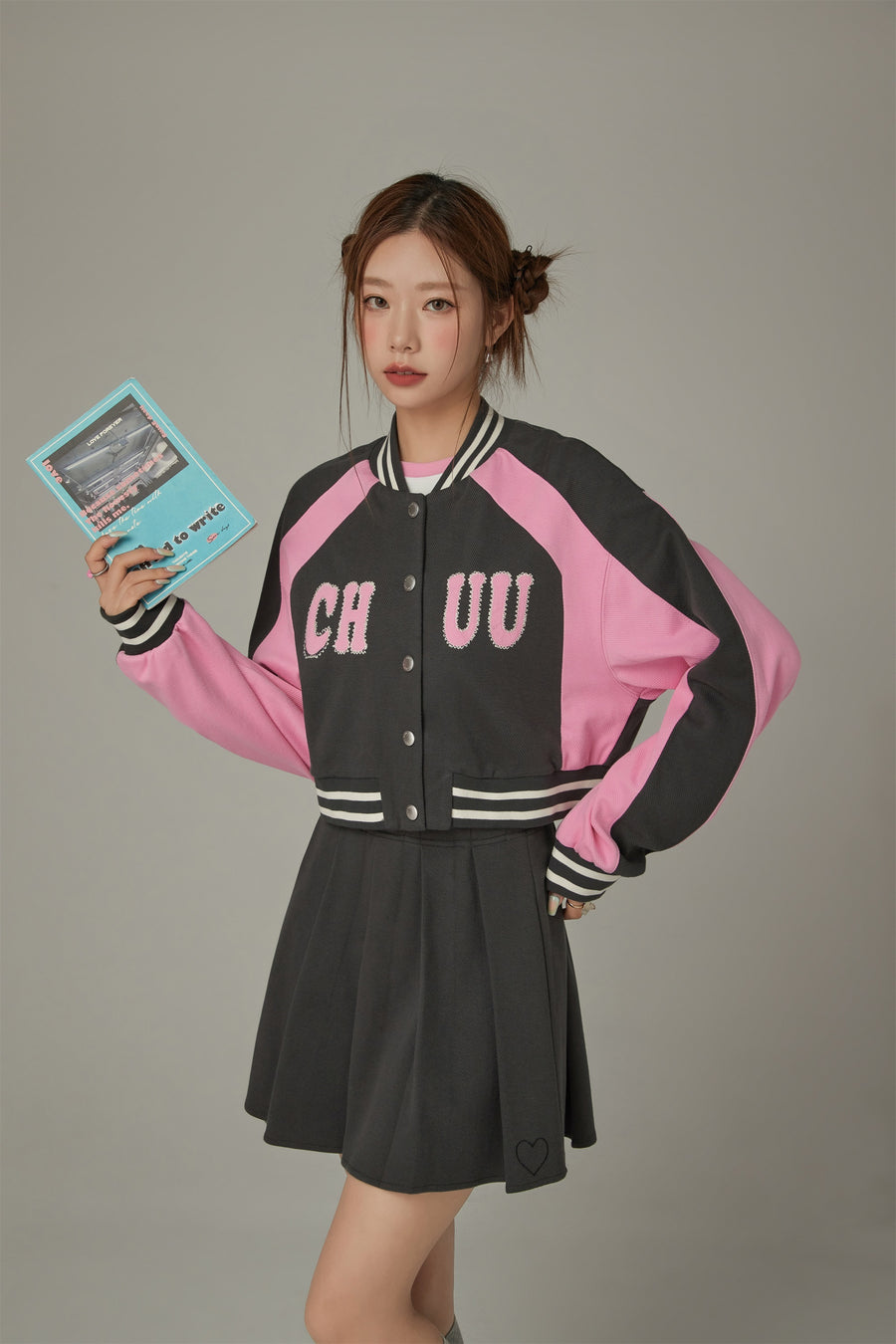 CHUU Logo Varsity Cropped Jacket