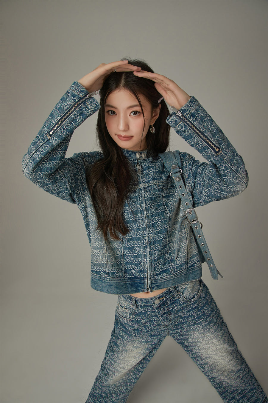 CHUU Logo Lettering Denim Jacket