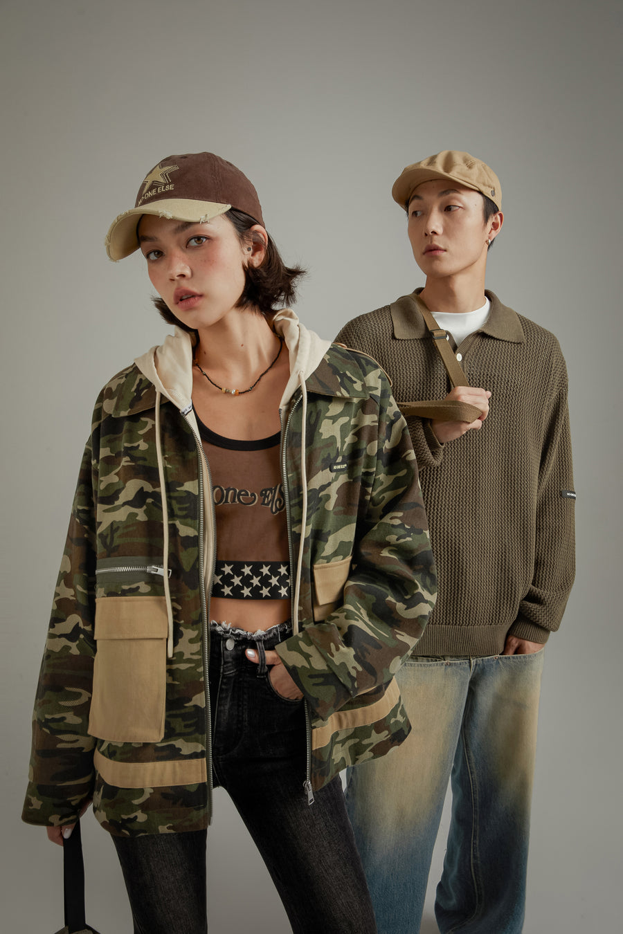 CHUU Pocket Camouflage Zip-Up Jacket