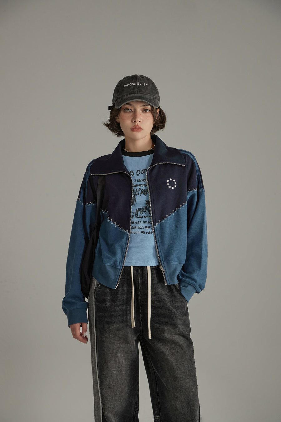 CHUU Stitch Color High Neck Zip-Up Jacket