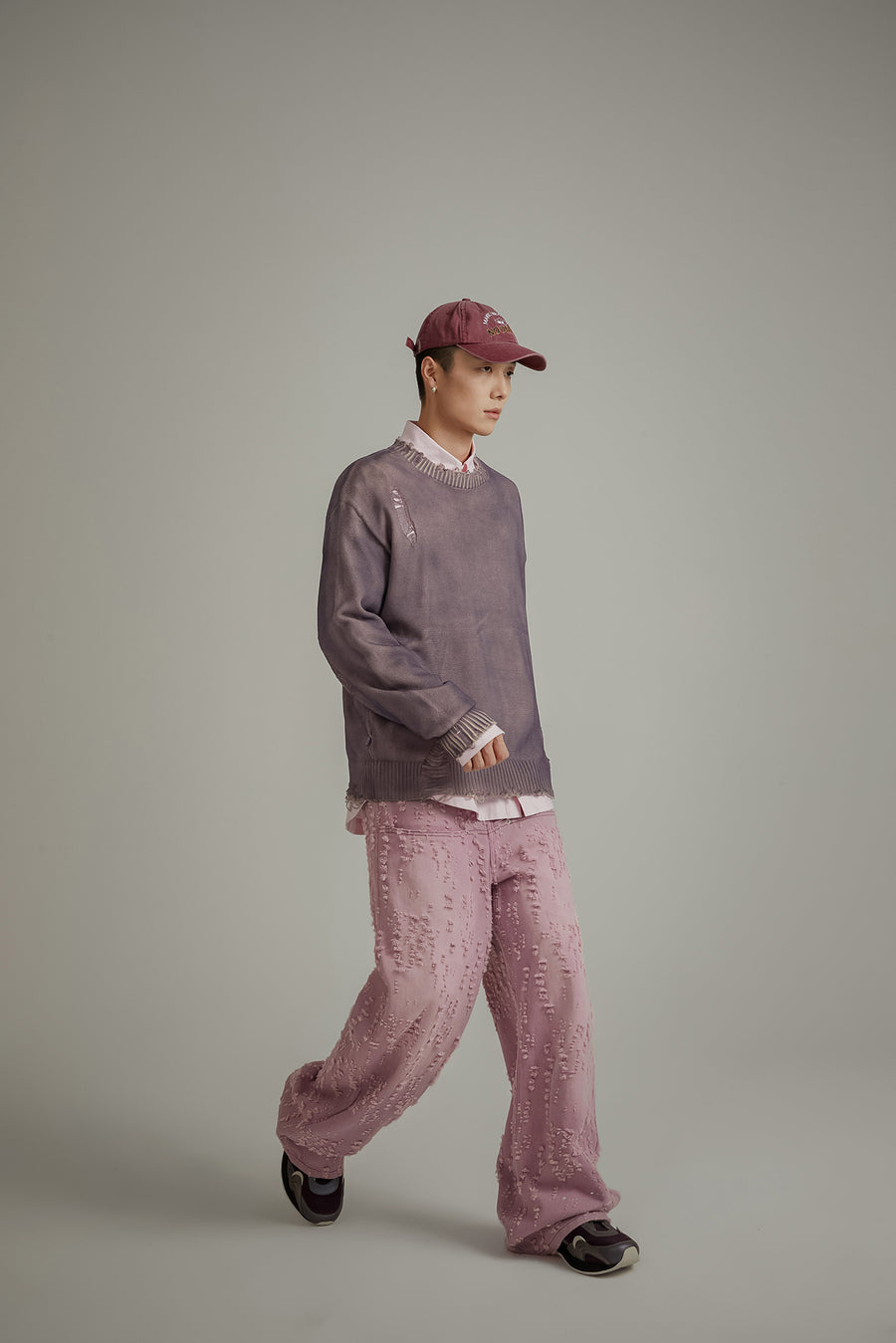 CHUU Frayed Ball Pattern Wide Denim Jeans