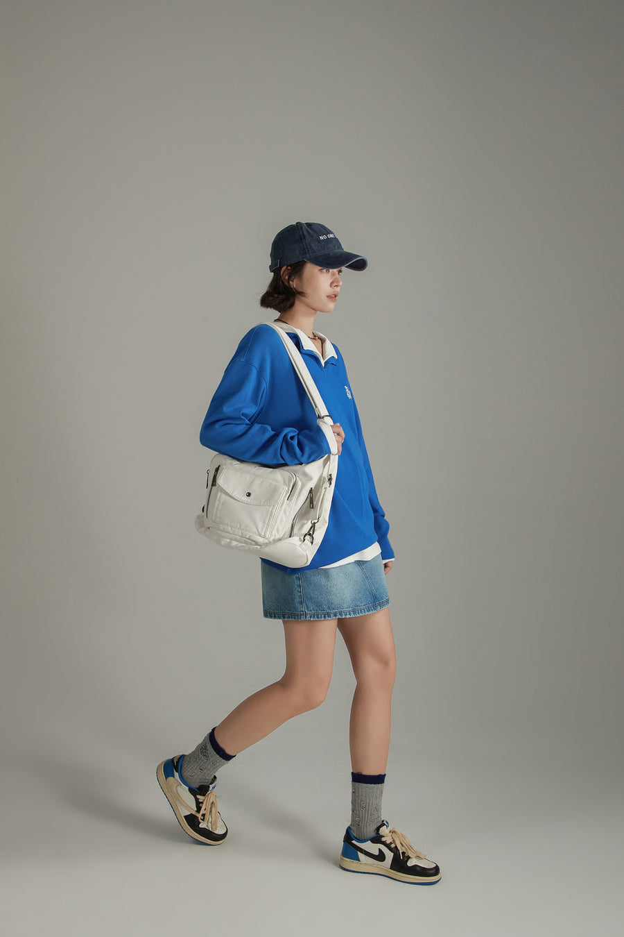 CHUU Logo Basic Open Collar Long Sleeve T-Shirt