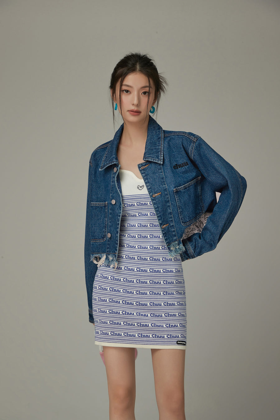 CHUU Raw Hem Denim Crop Jacket