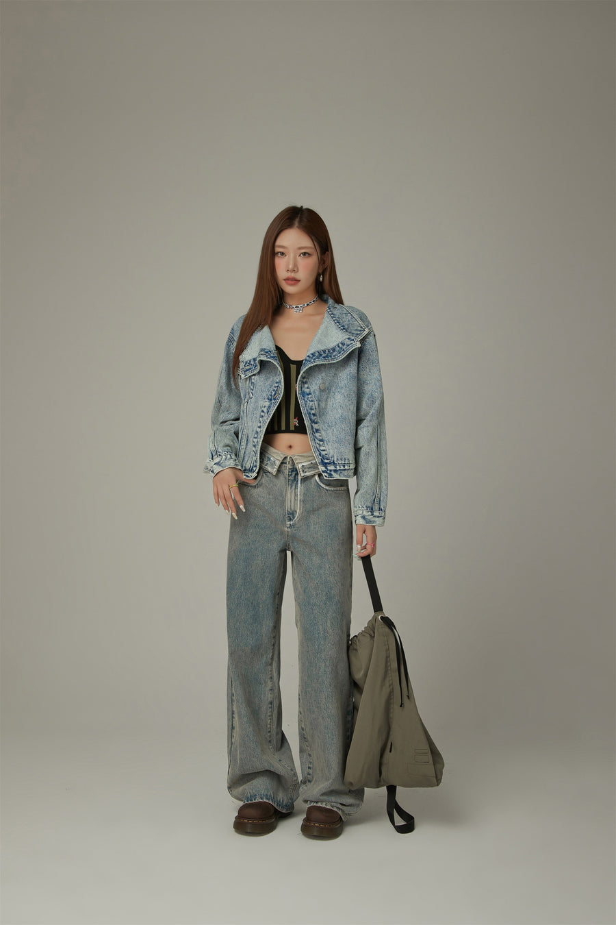 CHUU Unbalanced Shirring Denim Jacket