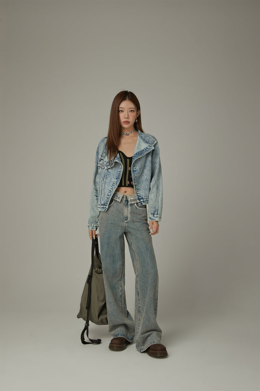CHUU Unbalanced Shirring Denim Jacket