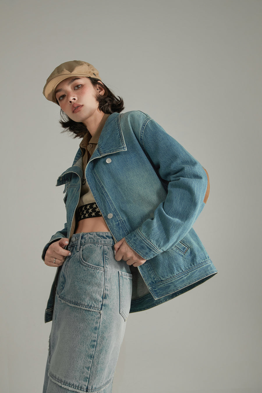 CHUU Asymmetrical High Neck Denim Jacket