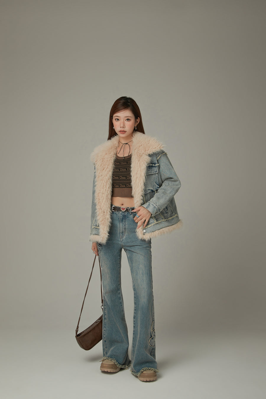 CHUU Bow Design Frayed Hem Bootcut Denim Jeans
