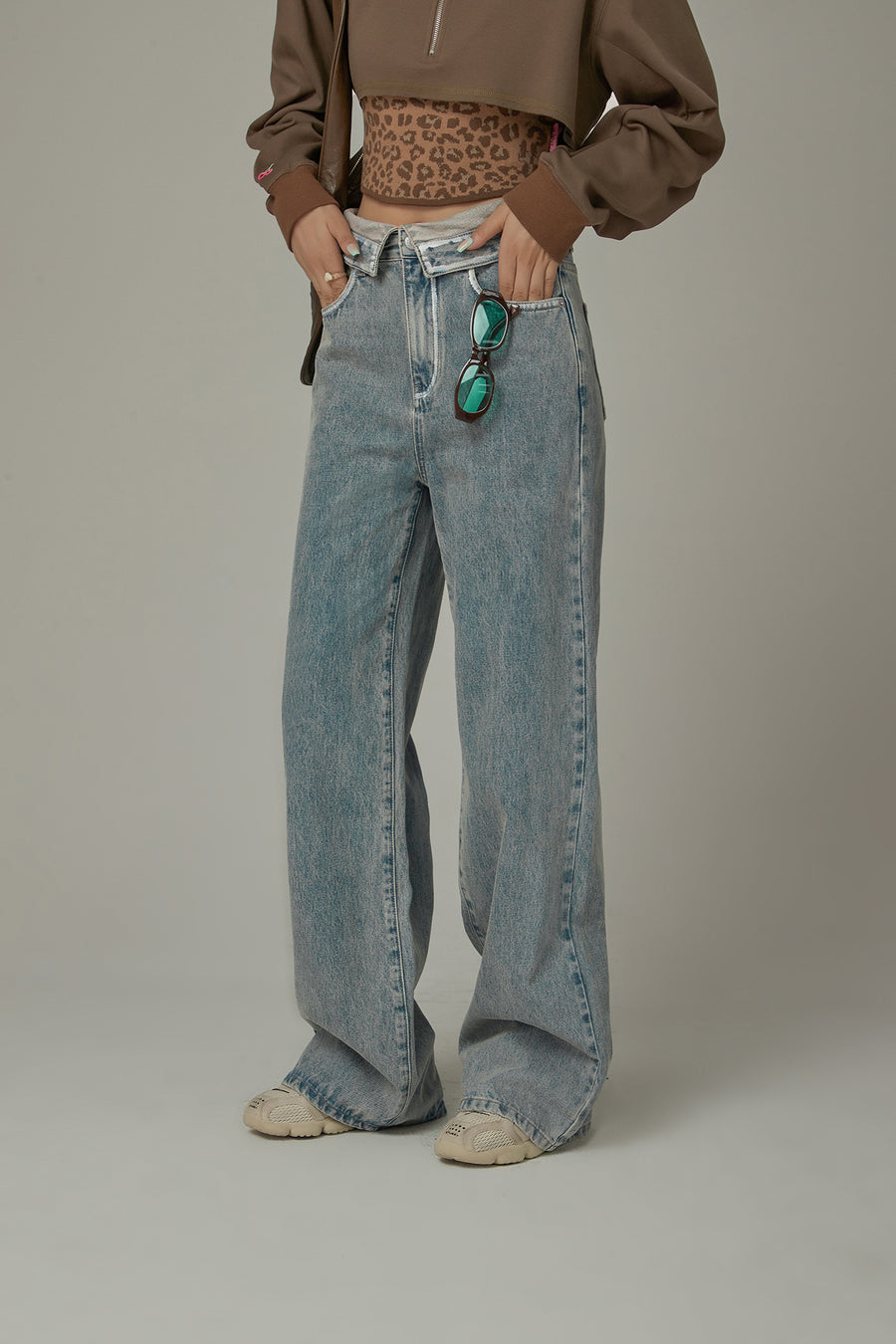 CHUU Folded Waist Collar Washed Wide Jeans