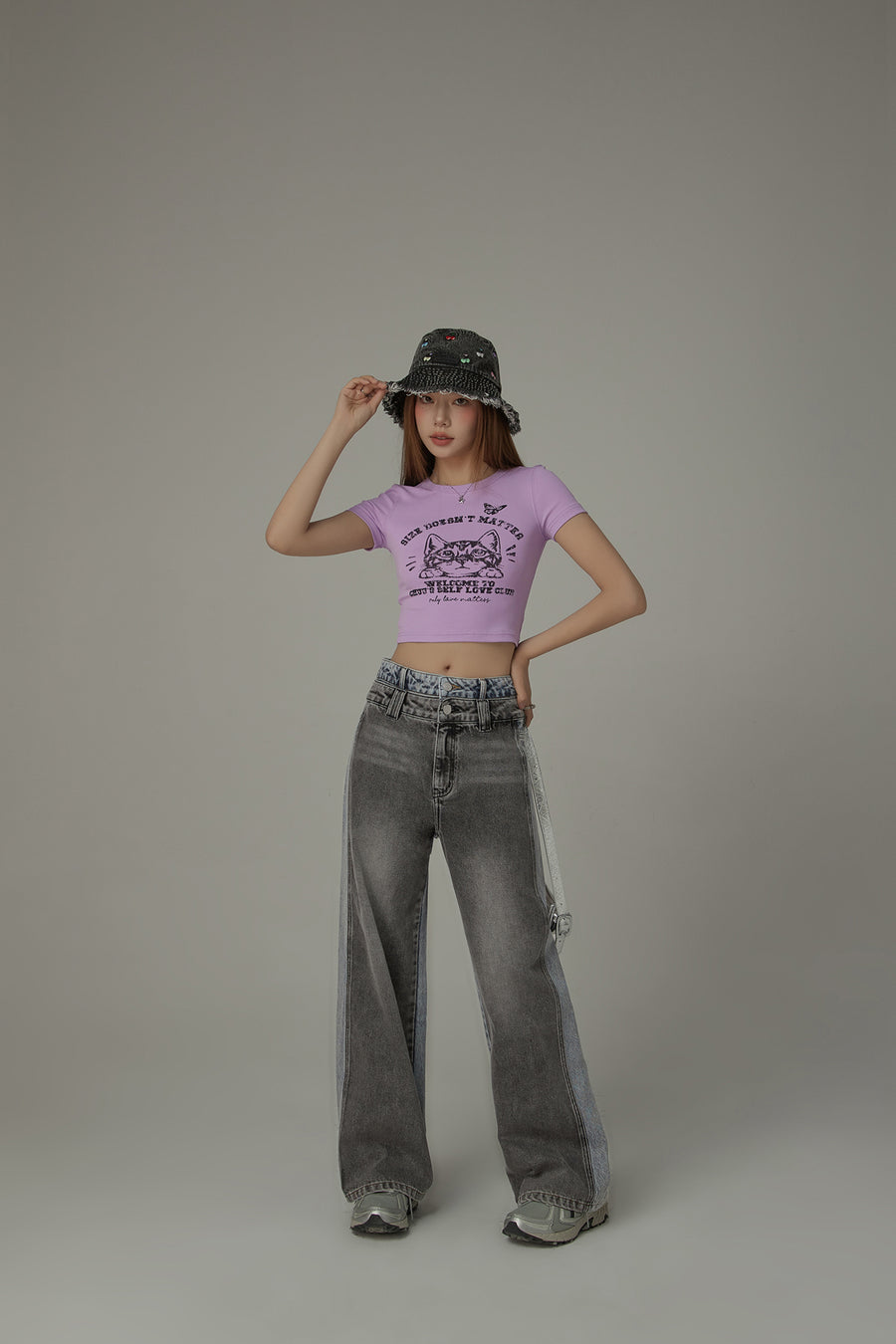CHUU High Waist Colorblocked Double Button Illusion Straight Jeans