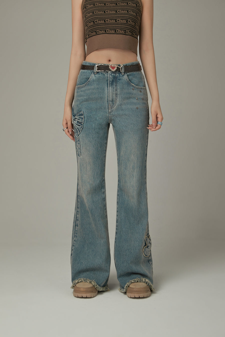 CHUU Bow Design Frayed Hem Bootcut Denim Jeans