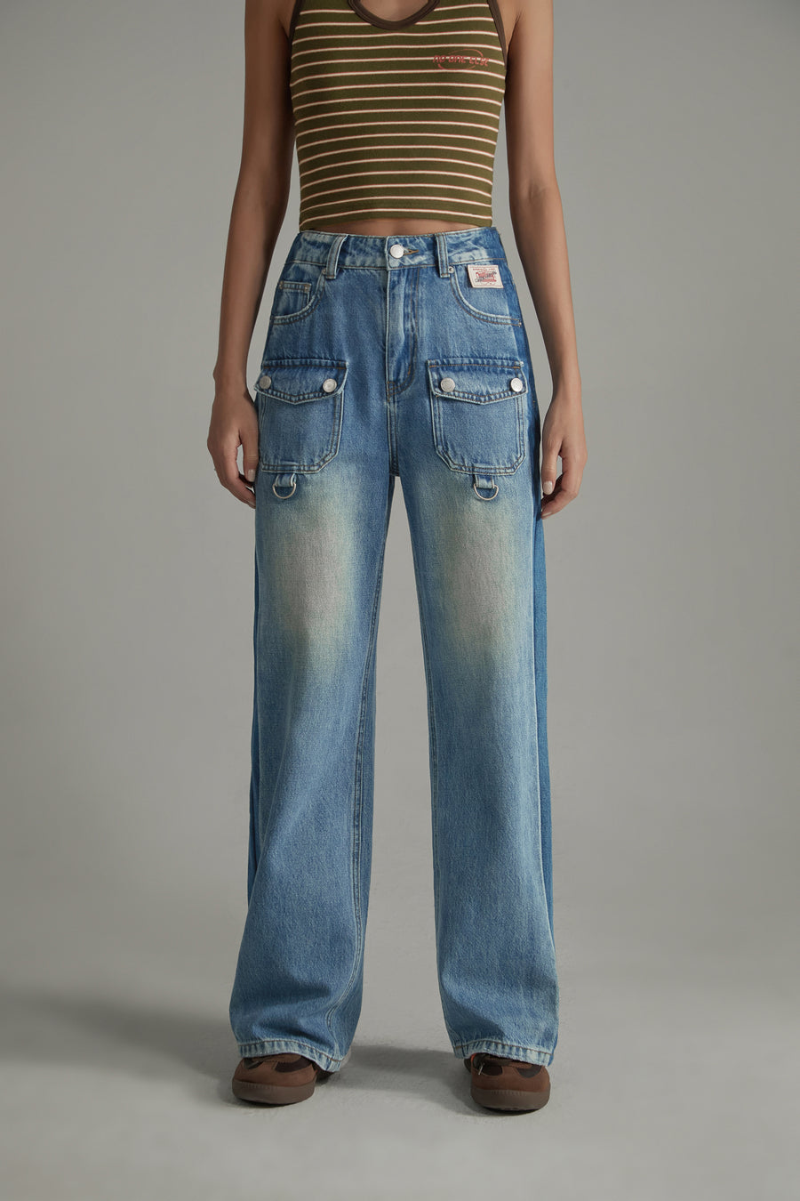 CHUU Front Pocket Design Wide Straight Denim Jeans