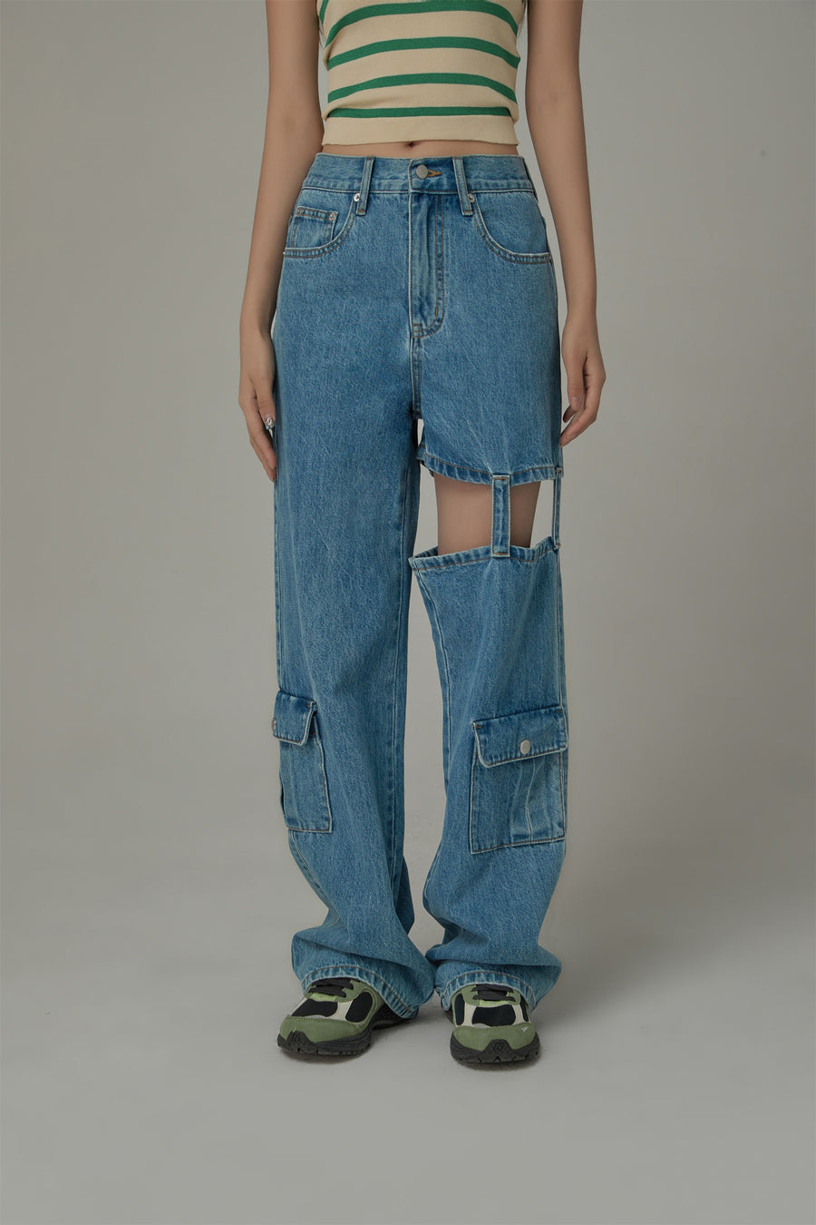 CHUU Straight High Waisted Leg Cutout Denim Jeans