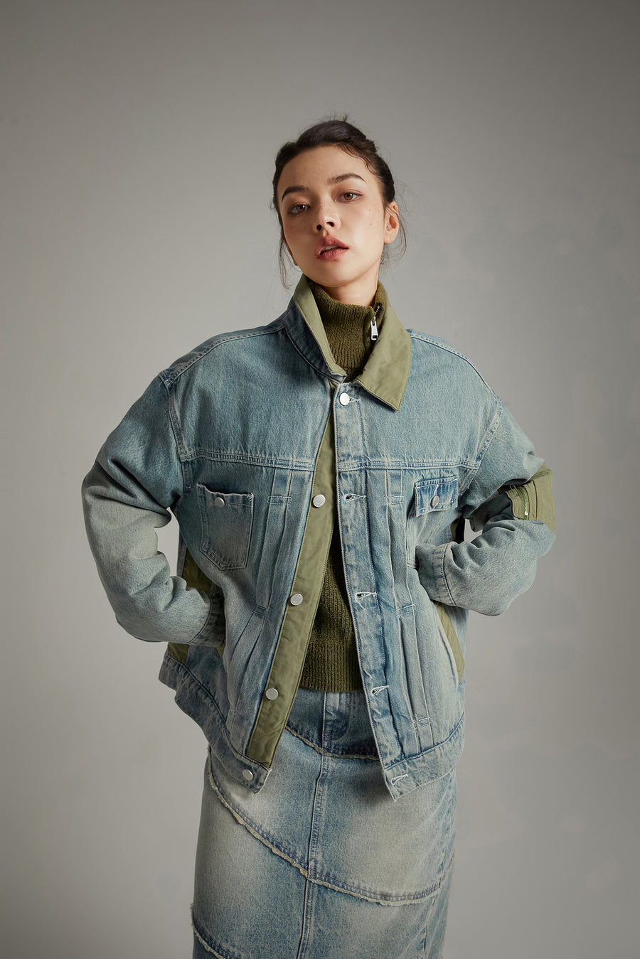 CHUU Pop Of Color Denim Jacket