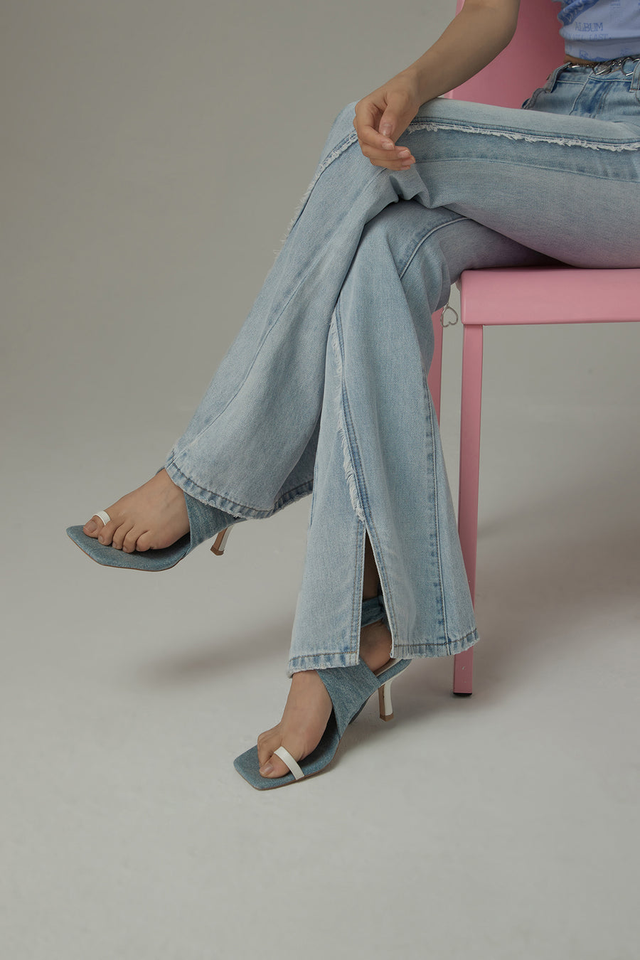 CHUU Fringe Stitch Slit Bootcut Denim Jeans