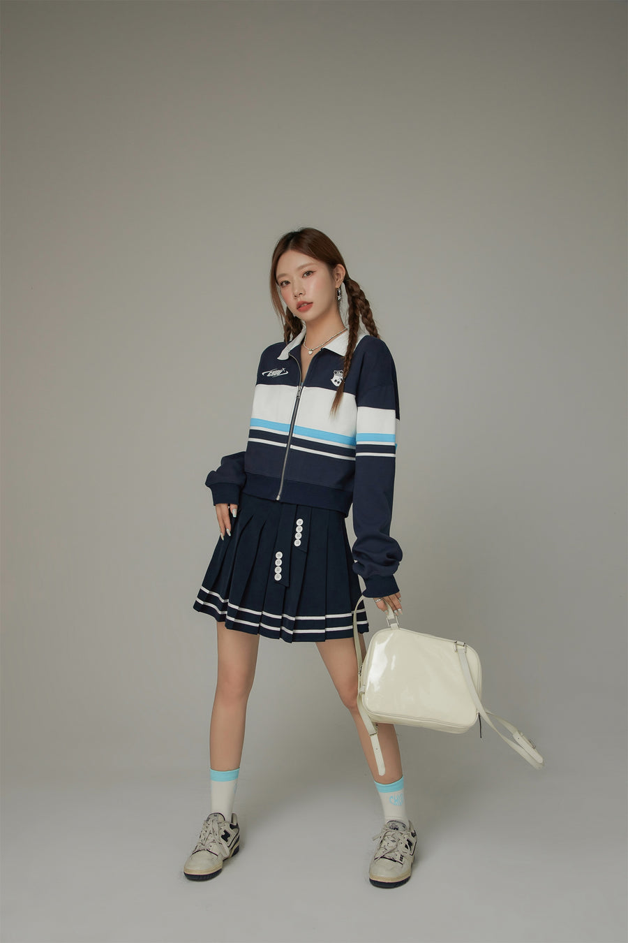 CHUU Logo Sporty Zip-Up Boxy Jacket