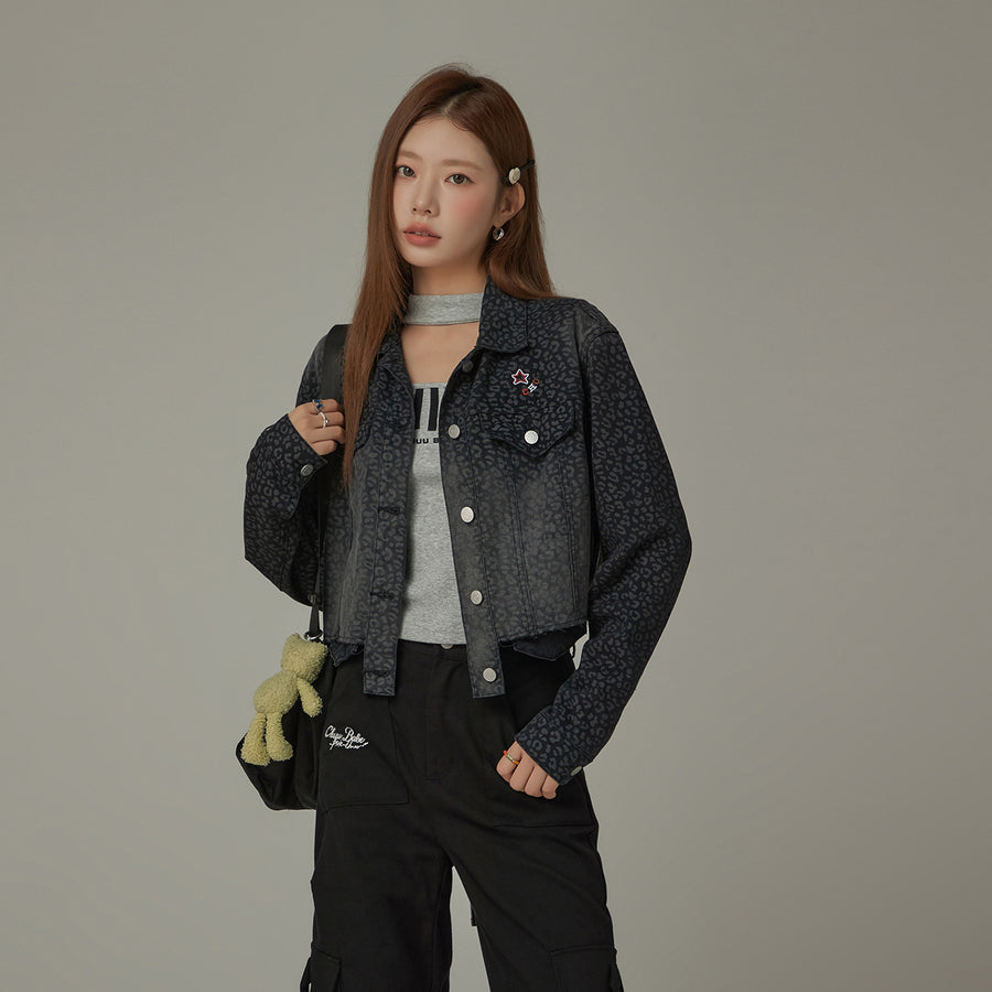 CHUU Star Logo Leopard Denim Jacket