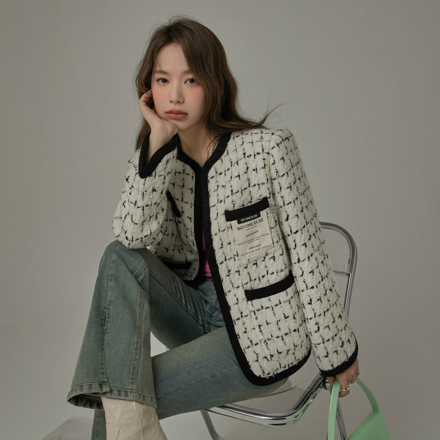 CHUU Getting The Message Jacket