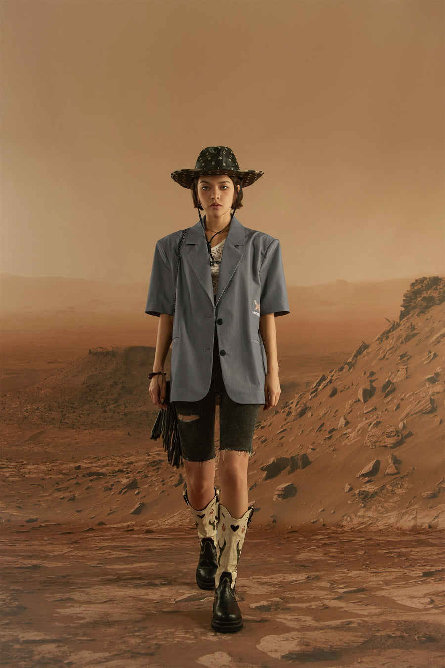 CHUU Back Embroidered Butterfly Jacket