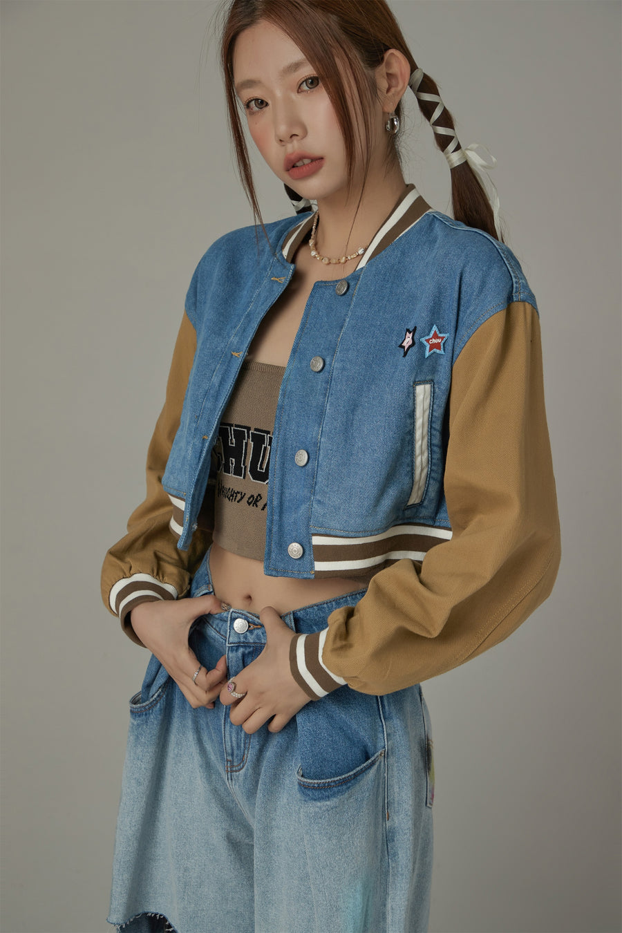 CHUU Color Matching Varsity Cropped Jacket