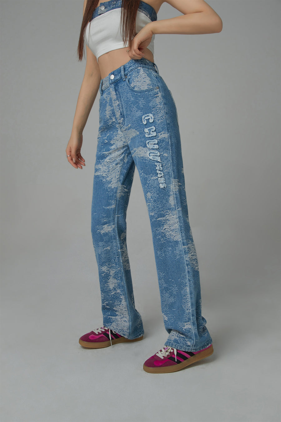 CHUU Washed Denim Straight Jeans