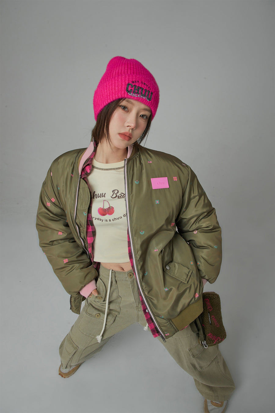 CHUU Love The Moment Floral Jacket