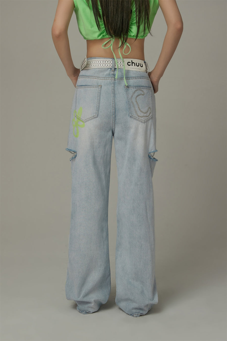CHUU Color Flower Distressed Light Wash Straight Denim Jeans