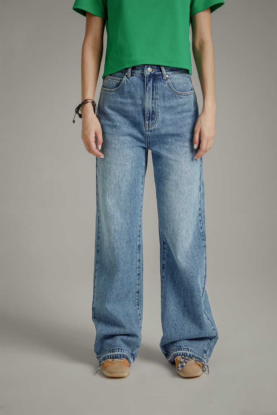 CHUU Boyfriend Washed Straight Jeans