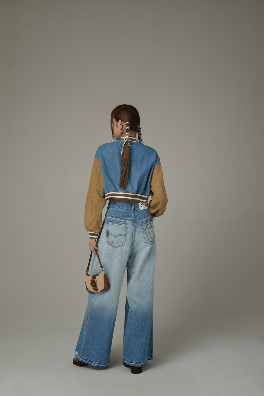 CHUU Color Matching Varsity Cropped Jacket