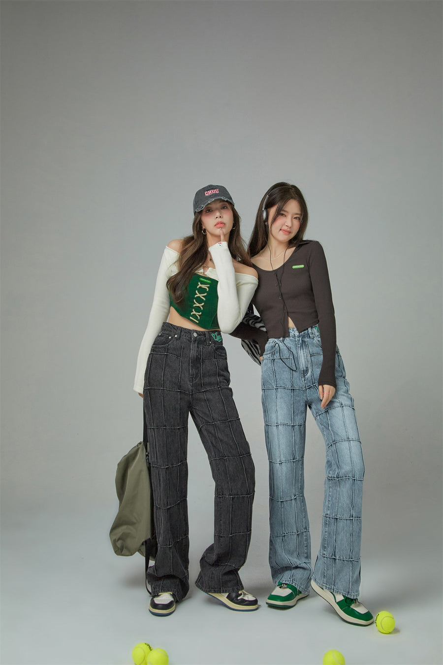 CHUU Squares High-Waisted Wide Jeans