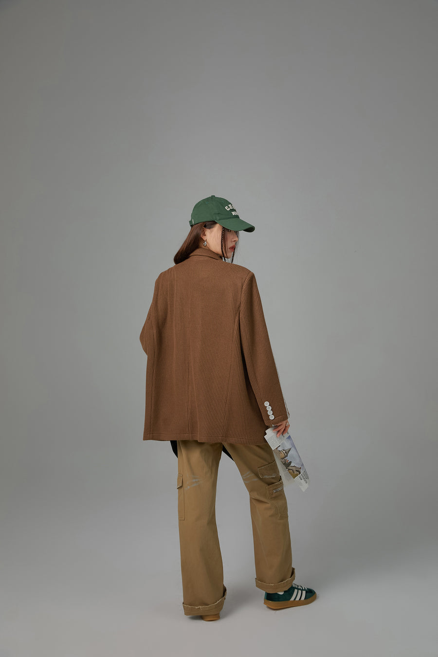 CHUU Head Up Vintage Loose-Fit Jacket