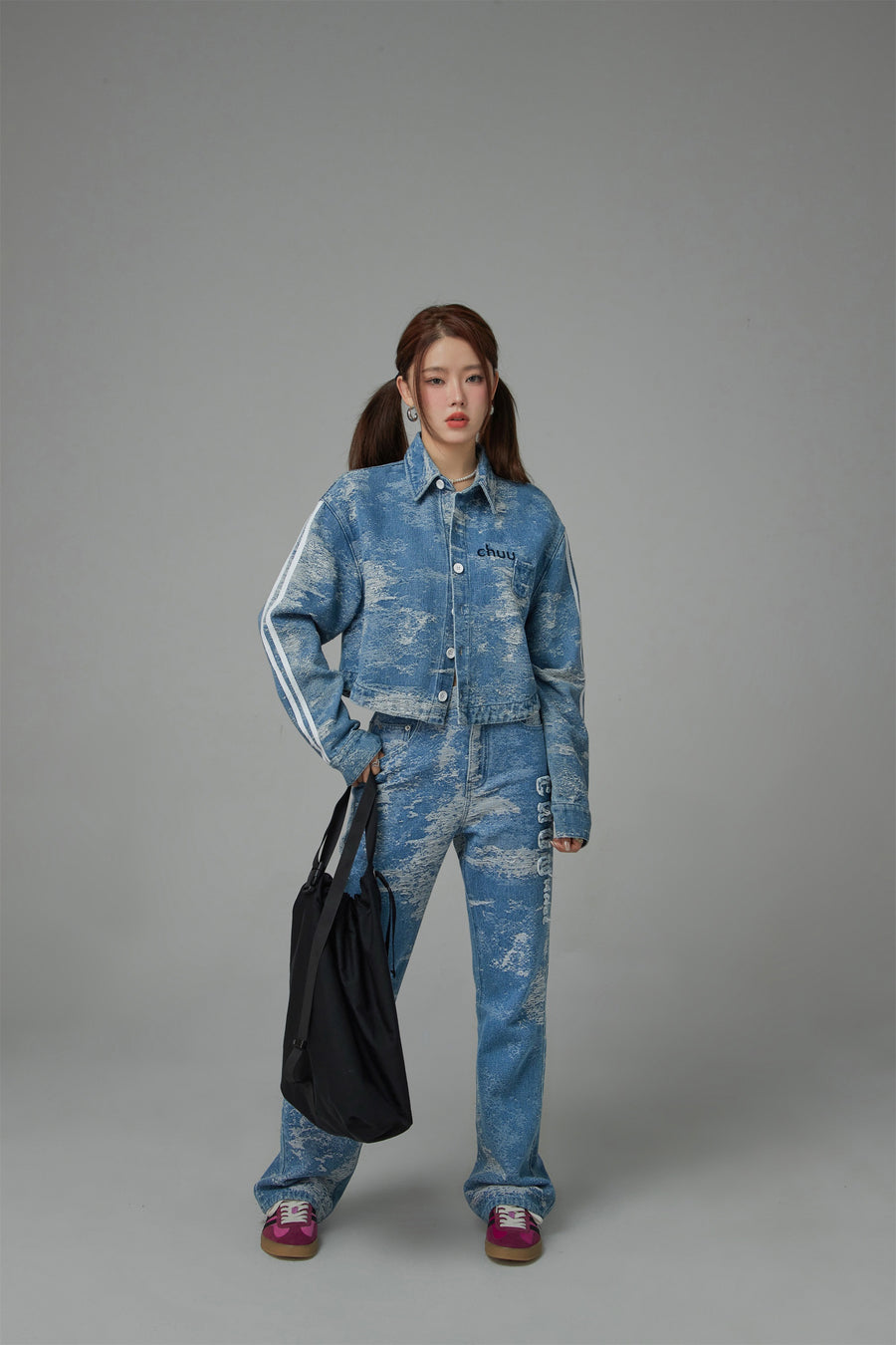 CHUU Washed Denim Straight Jeans