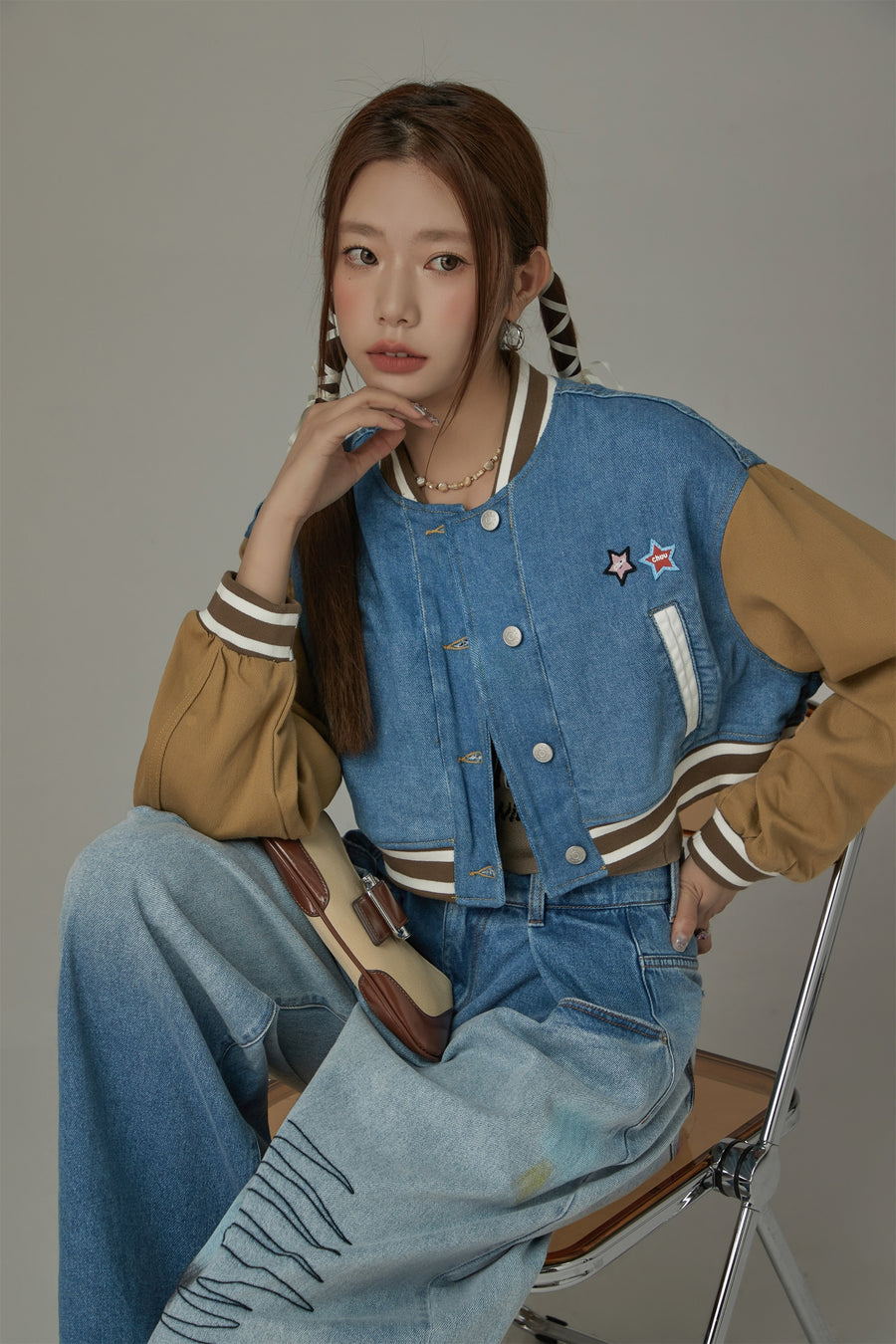 CHUU Color Matching Varsity Cropped Jacket