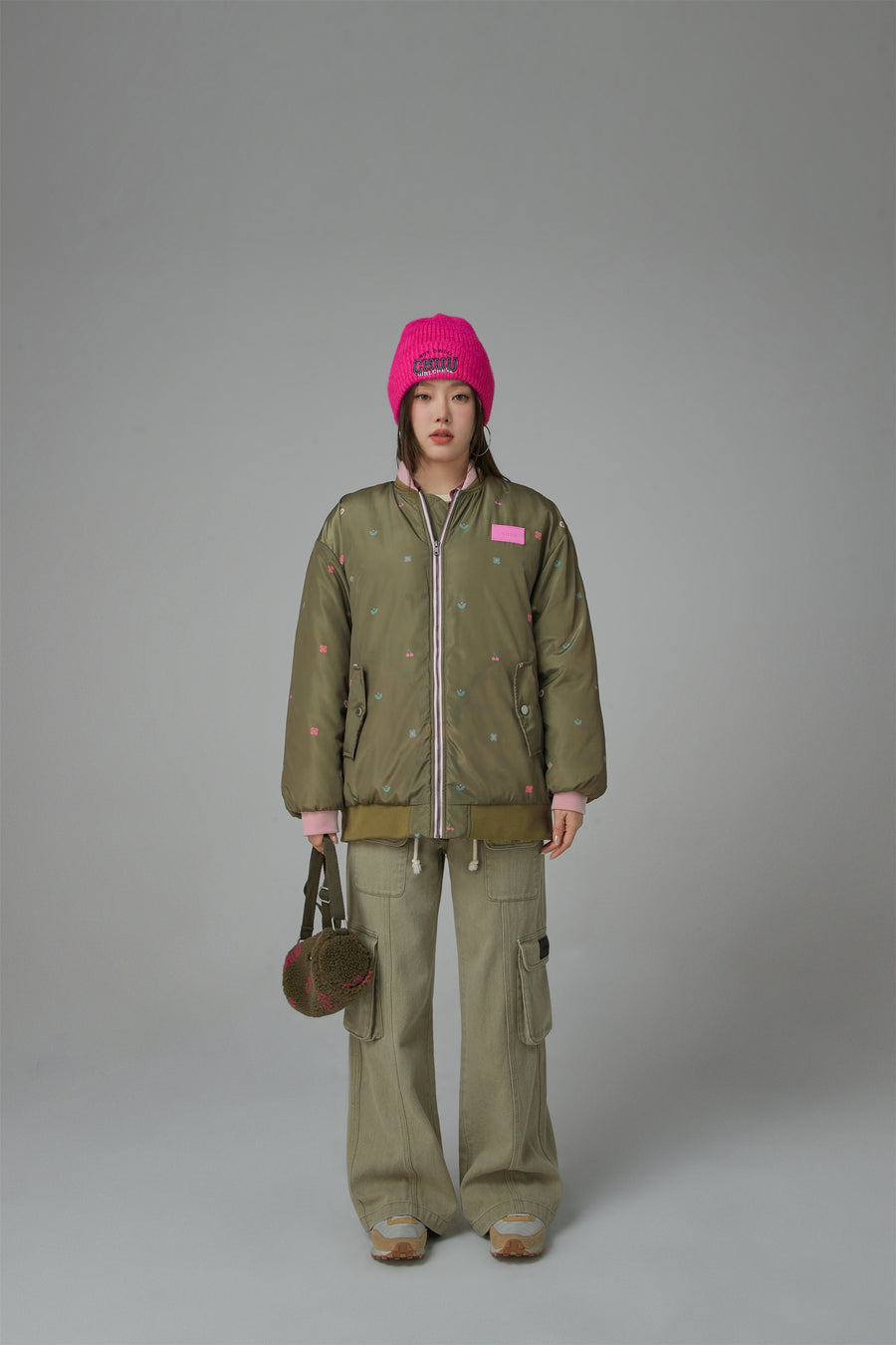 CHUU Love The Moment Floral Jacket