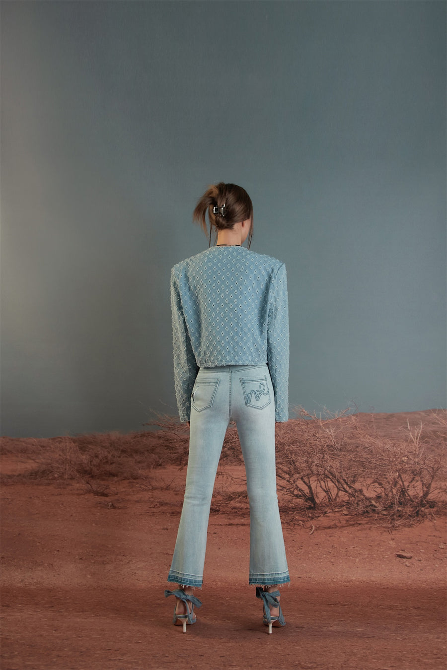 CHUU Broderie V- Neck Denim Jacket