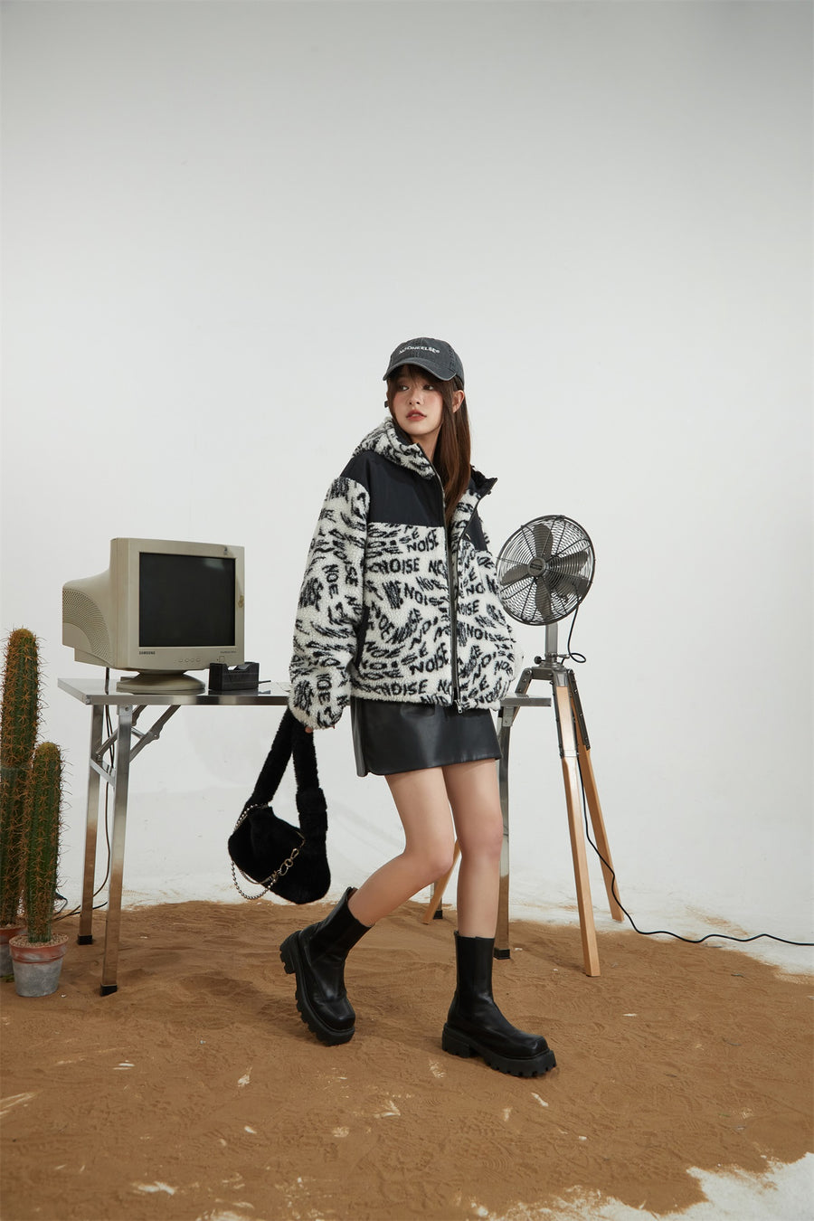 CHUU Sporty Hoodie Fleece Crop Jacket