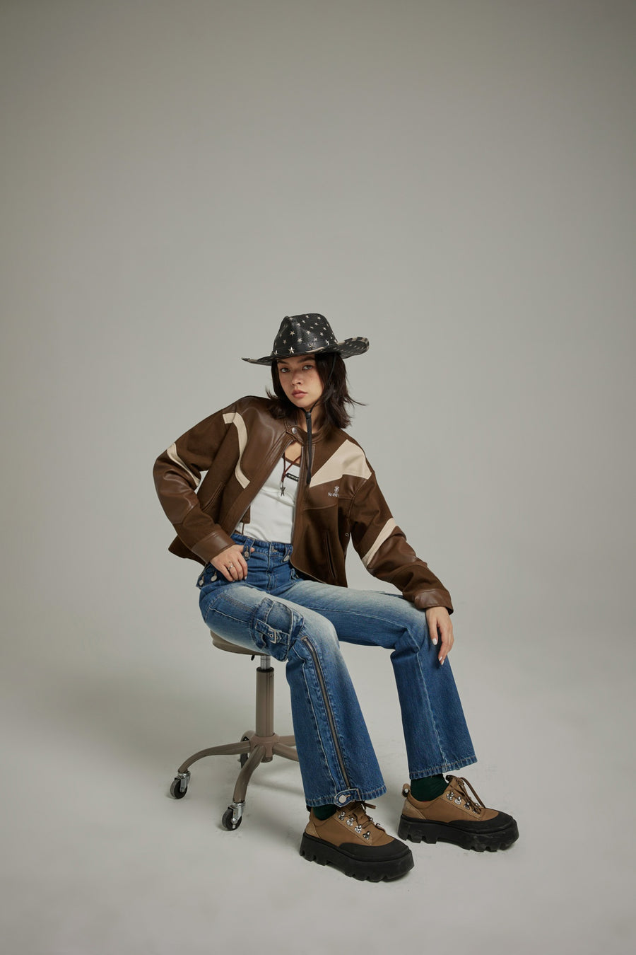 CHUU Faux Leather And Suede Blouson Jacket