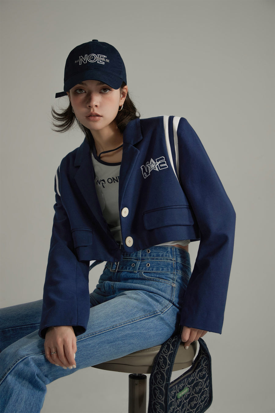 CHUU Cropped Varsity Jacket