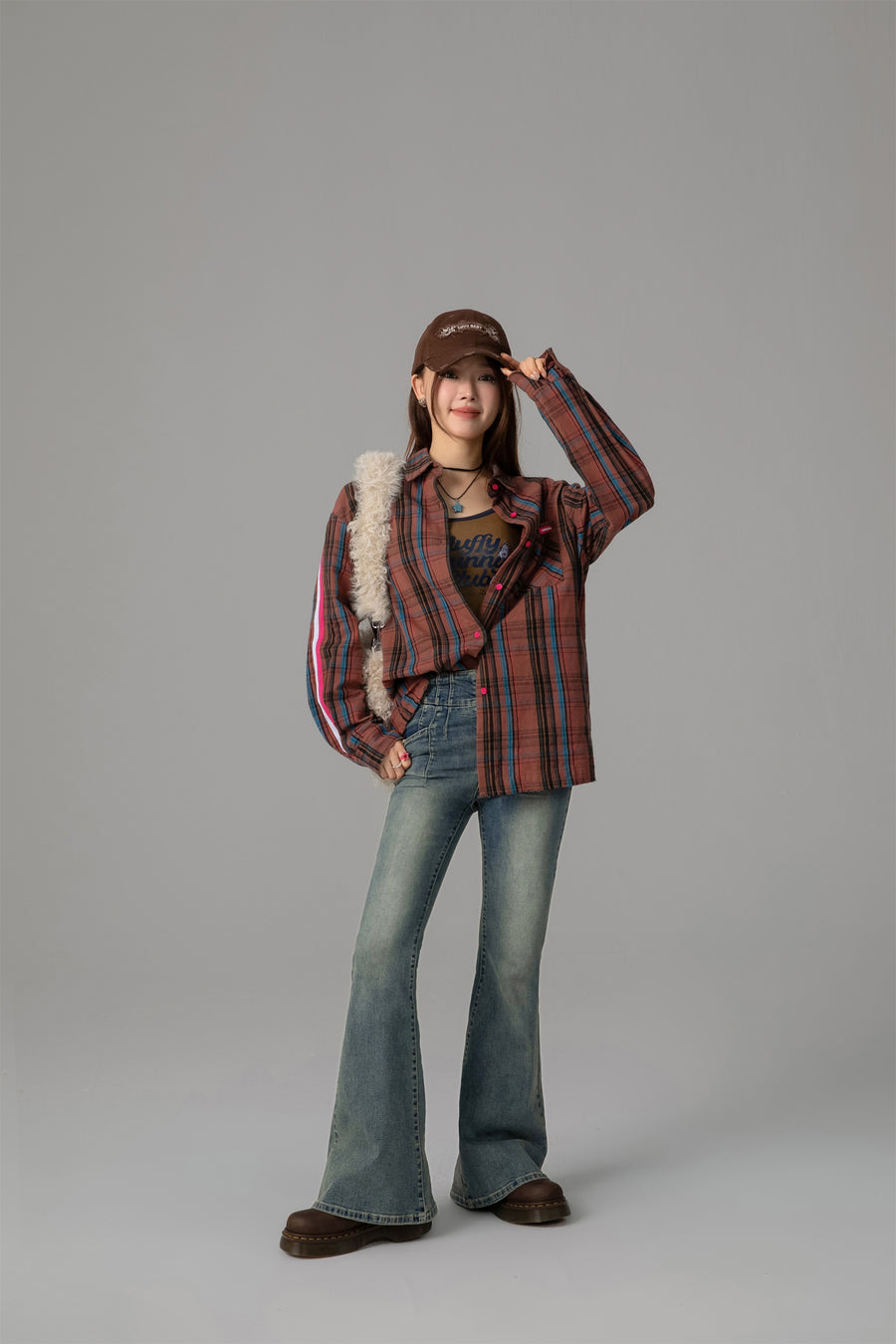 CHUU On The Upside Stone Washed Bootcut Jeans