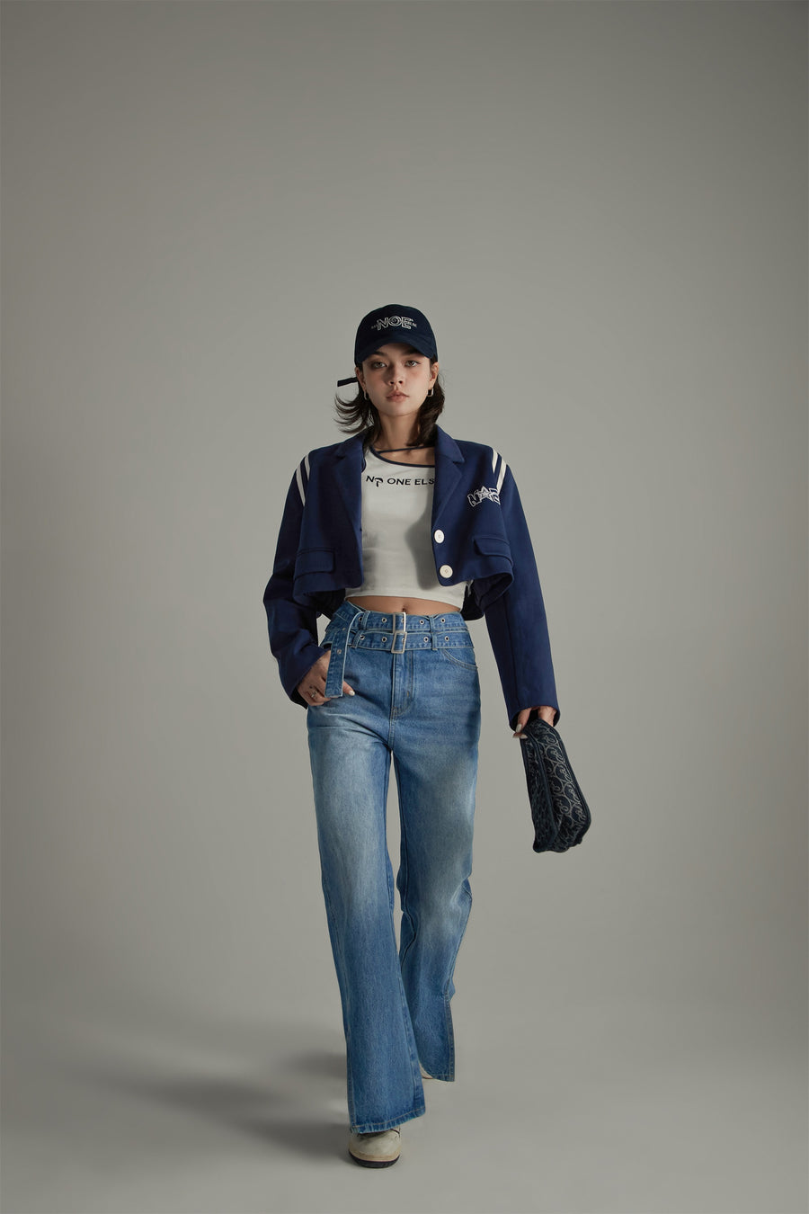 CHUU Cropped Varsity Jacket