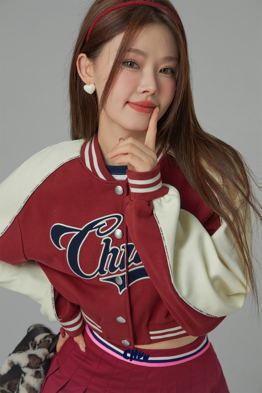 CHUU Joining Forces Crop Baseball Jacket