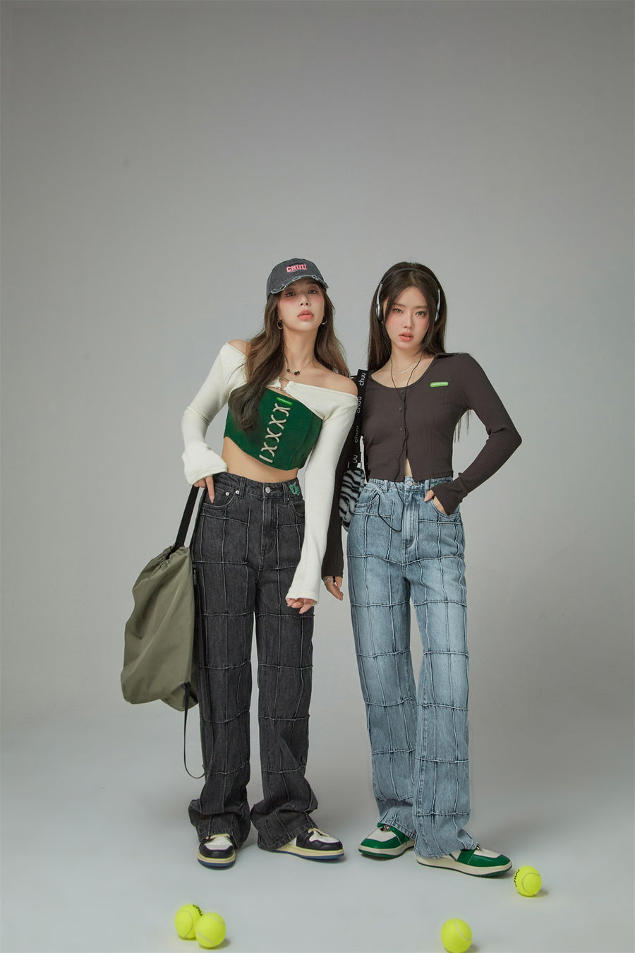 CHUU Squares High-Waisted Wide Jeans