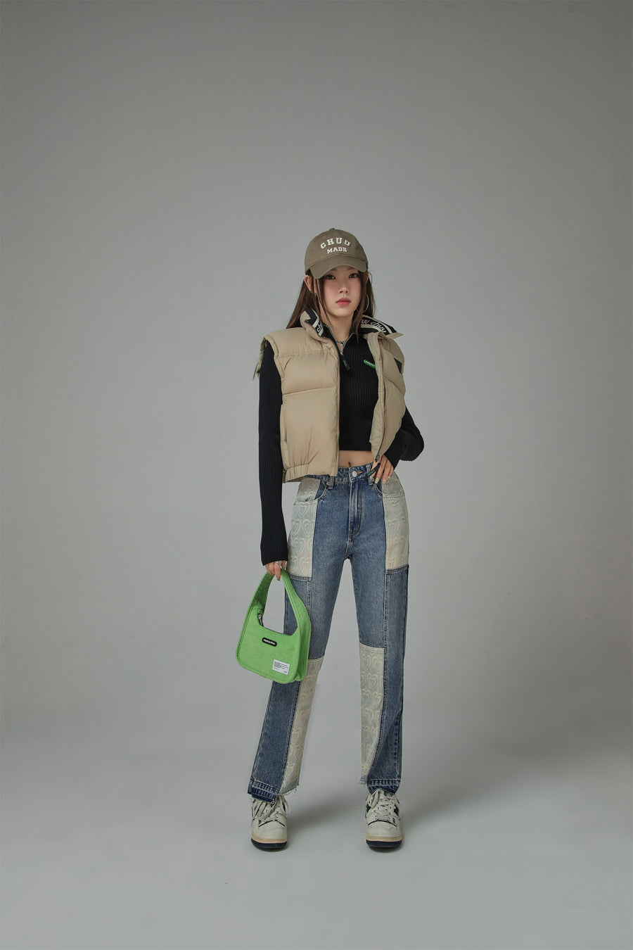 CHUU Patch High Waist Straight Jeans