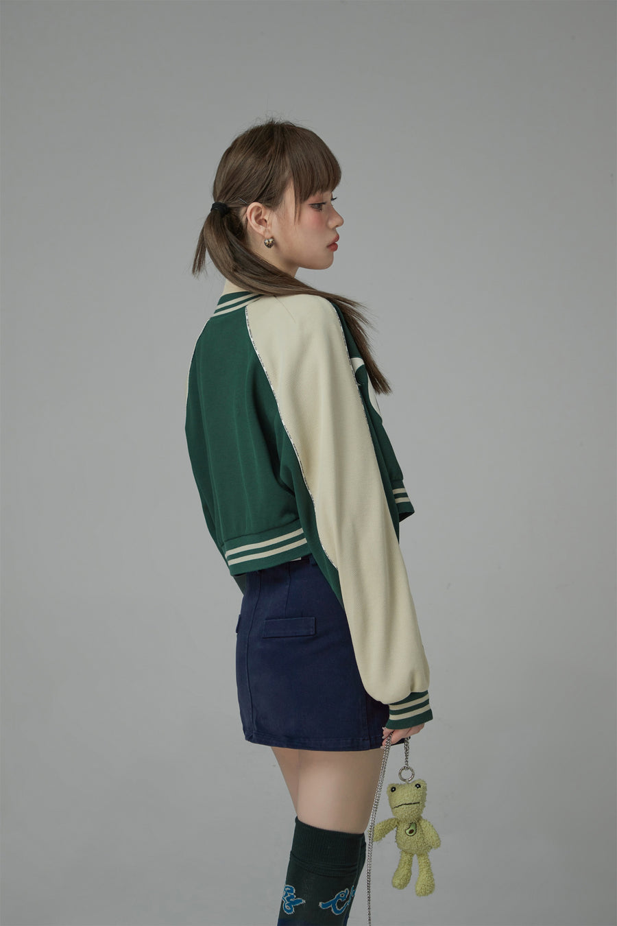 CHUU Joining Forces Crop Baseball Jacket