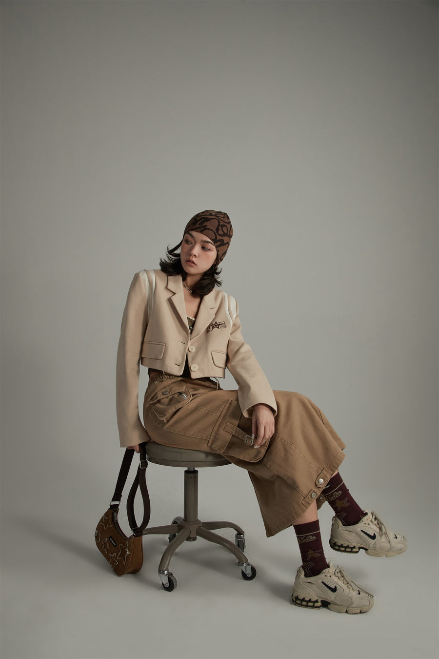 CHUU Cropped Varsity Jacket