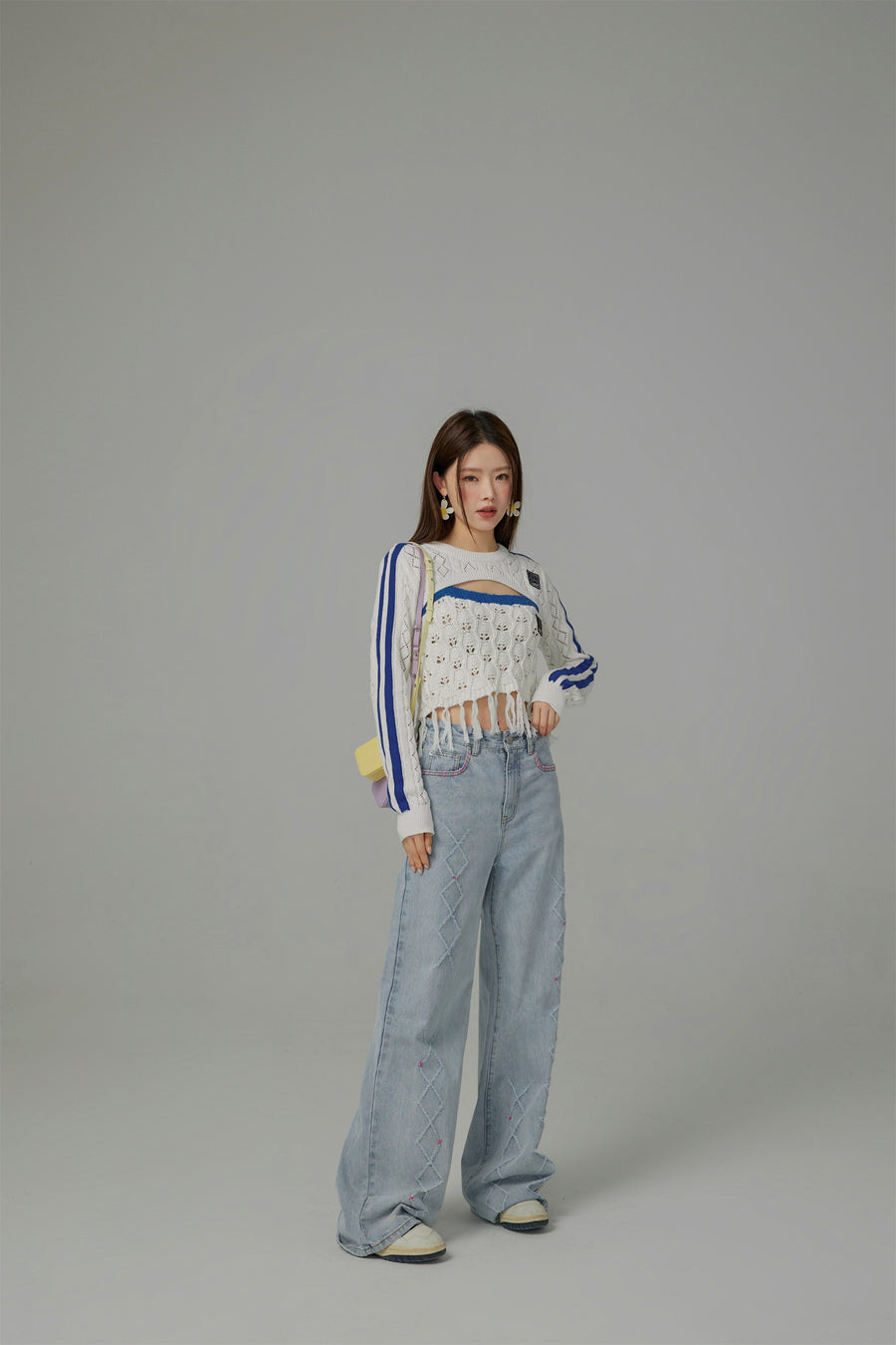 CHUU Receiving Attention Argyle Wide Denim Jeans