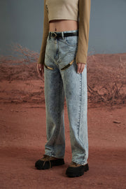 Front Cameo Detail Straight Jeans