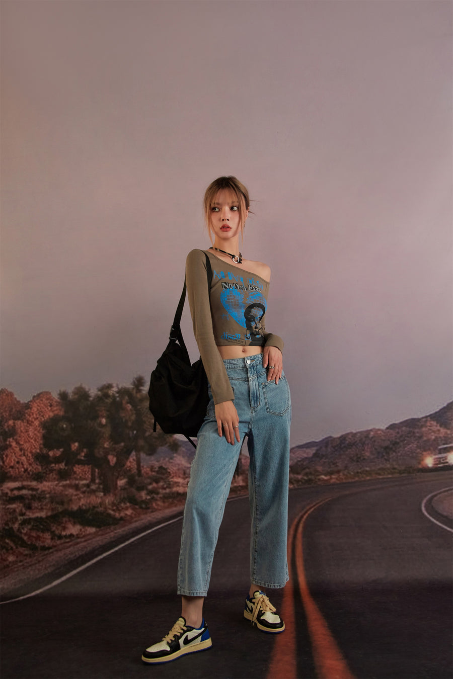 CHUU Crop Ankles Straight Jeans